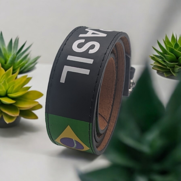 Genuine Leather belt with "Brasil" and Flag - Picture 2 of 4